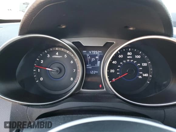 ✅ 2013 Hyundai Veloster w/Gray Int • VIN: KMHTC6AD3DU170727 • Lot: 73784984. Wystawiony na Copart z przebiegiem 47 992 mil. Bezpłatny archiwum sprzedaży aukcyjnych z USA i szczegółowy raport historii pojazdu na DreamBid. Zdjęcie 9.