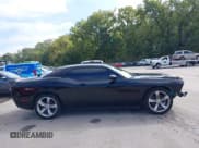✅ 2018 Dodge Challenger SXT Plus • VIN: 2C3CDZAG2JH219576 • Lot: 43261415. Wystawiony na IAAI z przebiegiem 135 266 mil. Bezpłatny archiwum sprzedaży aukcyjnych z USA i szczegółowy raport historii pojazdu na DreamBid. Zdjęcie 14.