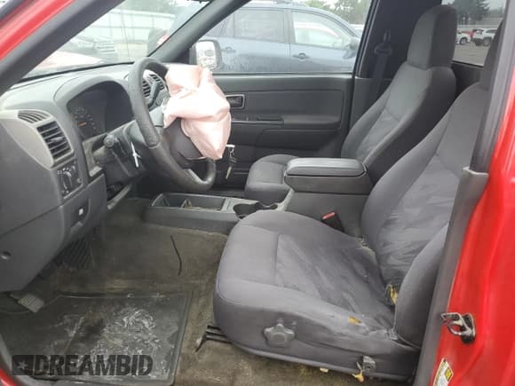 ✅ 2004 Chevrolet Colorado LS Z85 • VIN: 1GCCS146348213351 • Лот: 73480764. Опубликован ранее на Copart с пробегом 272 739 миль. Бесплатный доступ к архиву аукционных продаж из США и подробный отчёт об истории автомобиля на DreamBid. Изображение 7.