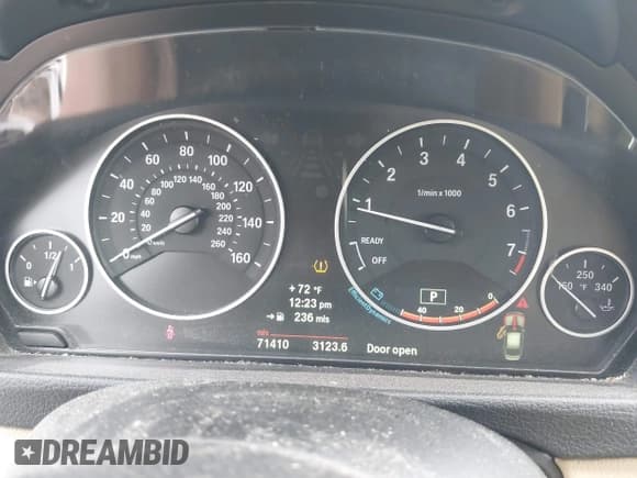 ✅ 2013 BMW 3 Series 328i xDrive • VIN: WBA3B3C57DF530191 • Lot: 42517863. Listed on IAAI with 71,410 mi. Free auction sales archive from the USA and detailed vehicle history report at DreamBid. Image 7.