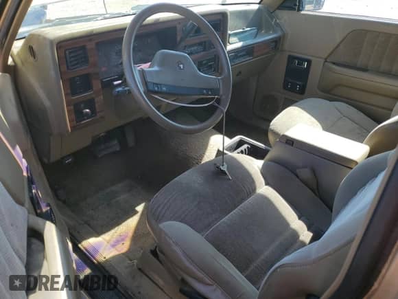 1991 Dodge Dakota with VIN 1B7FL23X9MS333071, listed as a Copart auction lot 63289195 with 115,880 mi miles and Clean title. Bid and sale history available at DreamBid. Image 8.