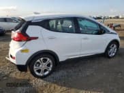 ✅ 2021 Chevrolet Bolt EV LT • VIN: 1G1FY6S08M4114824 • Lot: 42836955. Wystawiony na Copart z przebiegiem 45 768 mil. Bezpłatny archiwum sprzedaży aukcyjnych z USA i szczegółowy raport historii pojazdu na DreamBid. Zdjęcie 3.