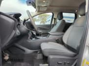 ✅ 2018 Ford Escape SE • VIN: 1FMCU9GD6JUA73698 • Lot: 92216765. Wystawiony na Copart z przebiegiem 114 579 mil. Bezpłatny archiwum sprzedaży aukcyjnych z USA i szczegółowy raport historii pojazdu na DreamBid. Zdjęcie 7.