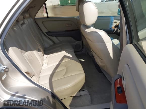✅ 1999 Lexus RX 300 • VIN: JT6HF10U6X0036058 • Лот: 42573460. Опубликован ранее на IAAI с пробегом 201 685 миль. Бесплатный доступ к архиву аукционных продаж из США и подробный отчёт об истории автомобиля на DreamBid. Изображение 8.