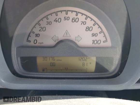 ✅ 2009 Smart fortwo Pure • VIN: WMEEJ31X49K309473 • Lot: 42714704. Listed on IAAI with 30,176 mi. Free auction sales archive from the USA and detailed vehicle history report at DreamBid. Image 7.