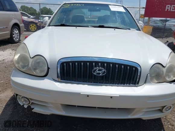 2004 Hyundai Sonata with VIN KMHWF25HX4A991545, listed as a IAAI auction lot 42637357 with 132,665 mi miles and . Bid and sale history available at DreamBid. Image 12.