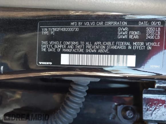 ✅ 2011 Volvo S60 • VIN: YV1902FH0B2000730 • Lot: 43543784. Listed on IAAI with 153,765 mi. Free auction sales archive from the USA and detailed vehicle history report at DreamBid. Image 9.