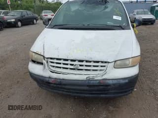 ✅ 2000 Chrysler Grand Voyager • VIN: 2C4GJ44R0YR767490 • Lot: 42326770. Wystawiony na IAAI z przebiegiem Nie podano. Bezpłatny archiwum sprzedaży aukcyjnych z USA i szczegółowy raport historii pojazdu na DreamBid. Zdjęcie 6.