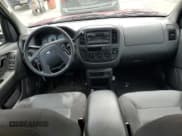 ✅ 2004 Ford Escape XLS • VIN: 1FMYU02154DA18596 • Lot: 68042325. Listed on Copart with 92,927 mi. Free auction sales archive from the USA and detailed vehicle history report at DreamBid. Image 8.