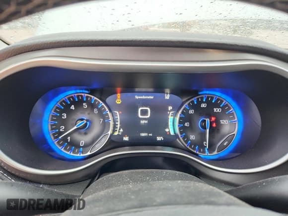 ✅ 2023 Chrysler Pacifica Touring L • VIN: 2C4RC1BG1PR630088 • Лот: 90595905. Опубликован ранее на Copart с пробегом 13 011 миль. Бесплатный доступ к архиву аукционных продаж из США и подробный отчёт об истории автомобиля на DreamBid. Изображение 9.