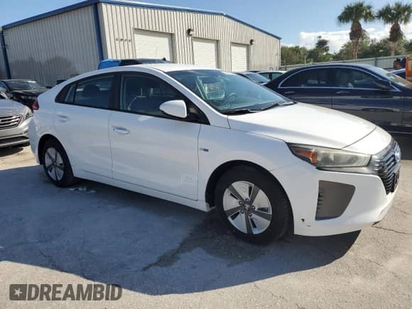2017 Hyundai Ioniq Blue с VIN KMHC65LC6HU029243, выставлен на аукционе Copart как лот 76463024 с пробегом 37 758 миль миль и На запчасти • Non repairable. История ставок и продаж доступна на DreamBid. Изображение 4.