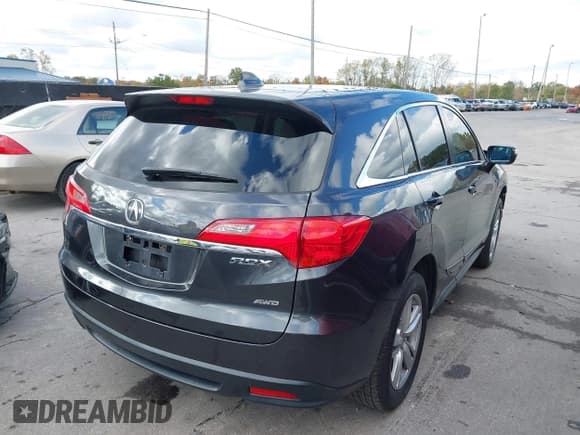 ✅ 2015 Acura RDX • VIN: 5J8TB4H31FL014740 • Лот: 43495668. Опубликован ранее на IAAI с пробегом 158 473 миль. Бесплатный доступ к архиву аукционных продаж из США и подробный отчёт об истории автомобиля на DreamBid. Изображение 4.