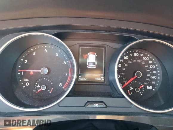 ✅ 2021 Volkswagen Tiguan S • VIN: 3VV1B7AX3MM107874 • Лот: 82626275. Опубликован ранее на Copart с пробегом 40 322 миль. Бесплатный доступ к архиву аукционных продаж из США и подробный отчёт об истории автомобиля на DreamBid. Изображение 9.