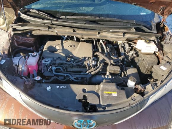 ✅ 2023 Toyota Sienna XLE • VIN: 5TDYRKEC1PS167062 • Lot: 90842155. Listed on Copart with 40,851 mi. Free auction sales archive from the USA and detailed vehicle history report at DreamBid. Image 12.