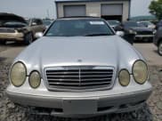 ✅ 2002 Mercedes-Benz CLK 320/430 • VIN: WDBLK65GX2T114569 • Lot: 60828245. Wystawiony na Copart z przebiegiem 248 836 mil. Bezpłatny archiwum sprzedaży aukcyjnych z USA i szczegółowy raport historii pojazdu na DreamBid. Zdjęcie 5.