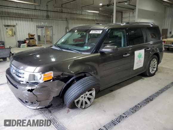 ✅ 2011 Ford Flex SEL • VIN: 2FMHK6CC9BBD13809 • Lot: 60803244. Listed on Copart with 168,183 mi. Free auction sales archive from the USA and detailed vehicle history report at DreamBid. Image 1.