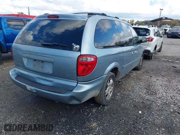 ✅ 2004 Dodge Caravan SXT • VIN: 2D4GP44L24R535982 • Лот: 43561877. Опубликован ранее на IAAI с пробегом 312 487 миль. Бесплатный доступ к архиву аукционных продаж из США и подробный отчёт об истории автомобиля на DreamBid. Изображение 4.