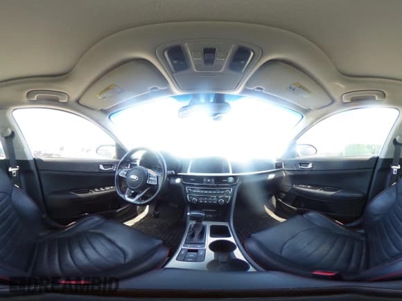 ✅ 2020 Kia Optima SX • VIN: 5XXGW4L21LG417289 • Lot: 43028530. Wystawiony na IAAI z przebiegiem 100 072 mil. Bezpłatny archiwum sprzedaży aukcyjnych z USA i szczegółowy raport historii pojazdu na DreamBid. Zdjęcie 18.