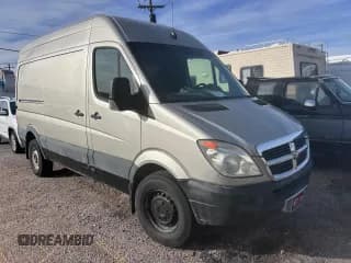 ✅ 2007 Dodge Sprinter • VIN: WD0PE745075158521 • Лот: 81004764. Опубликован ранее на Copart с пробегом 250 202 миль. Бесплатный доступ к архиву аукционных продаж из США и подробный отчёт об истории автомобиля на DreamBid. Изображение 1.
