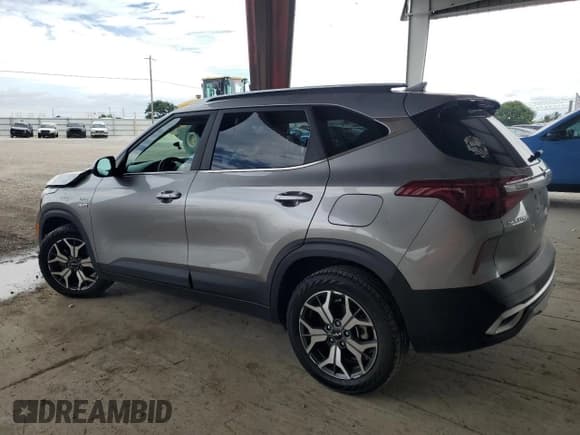 ✅ 2022 Kia Seltos EX • VIN: KNDERCAA9N7270847 • Lot: 91130825. Wystawiony na Copart z przebiegiem 55 765 mil. Bezpłatny archiwum sprzedaży aukcyjnych z USA i szczegółowy raport historii pojazdu na DreamBid. Zdjęcie 2.