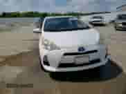 2012 Toyota Prius Two z VIN JTDKDTB3XC1505855, wystawiony jako Copart lot #63186005 z przebiegiem 154 318 mil mil oraz Szkoda całkowita • Salvage title. Historia ofert i sprzedaży dostępna na DreamBid. Obrazek 15.