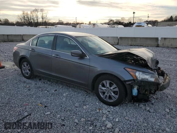 ✅ 2012 Honda Accord LX Premium • VIN: 1HGCP2F41CA042465 • Lot: 93533185. Wystawiony na Copart z przebiegiem 234 845 mil. Bezpłatny archiwum sprzedaży aukcyjnych z USA i szczegółowy raport historii pojazdu na DreamBid. Zdjęcie 4.