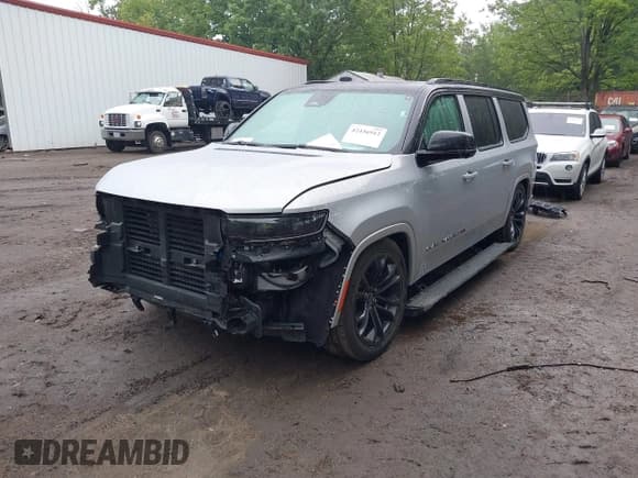 ✅ 2024 Jeep Grand Wagoneer Series II • VIN: 1C4SJSFP1RS107470 • Лот: 42436912. Опубликован ранее на IAAI с пробегом 45 065 миль. Бесплатный доступ к архиву аукционных продаж из США и подробный отчёт об истории автомобиля на DreamBid. Изображение 2.