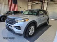 ✅ 2022 Ford Explorer • VIN: 1FMSK7BH8NGB80157 • Lot: 62773395. Wystawiony na Copart z przebiegiem 35 805 mil. Bezpłatny archiwum sprzedaży aukcyjnych z USA i szczegółowy raport historii pojazdu na DreamBid. Zdjęcie 1.