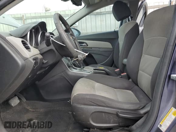 ✅ 2013 Chevrolet Cruze LS • VIN: 1G1PA5SH5D7299650 • Lot: 82364185. Listed on Copart with 171,189 mi. Free auction sales archive from the USA and detailed vehicle history report at DreamBid. Image 7.