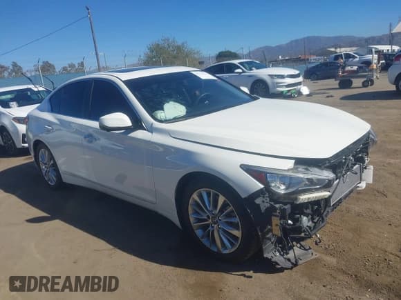 ✅ 2021 Infiniti Q50 Luxe • VIN: JN1EV7BP9MM706752 • Lot: 43528457. Listed on IAAI with 31,351 mi. Free auction sales archive from the USA and detailed vehicle history report at DreamBid. Image 1.