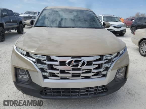 2023 Hyundai Santa Cruz SEL с VIN 5NTJBDAE2PH060604, выставлен на аукционе Copart как лот 76507544 с пробегом 8 146 миль миль и Списание • Salvage title. История ставок и продаж доступна на DreamBid. Изображение 5.