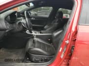 ✅ 2018 Kia Stinger GT2 • VIN: KNAE55LC4J6018460 • Лот: 67961915. Опубликован ранее на Copart с пробегом 122 737 миль. Бесплатный доступ к архиву аукционных продаж из США и подробный отчёт об истории автомобиля на DreamBid. Изображение 7.