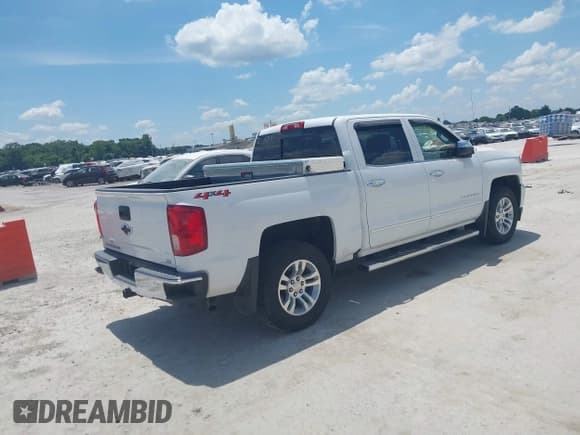 ✅ 2018 Chevrolet Silverado 1500 LTZ • VIN: 3GCUKSEC3JG257256 • Lot: 42608522. Wystawiony na IAAI z przebiegiem 120 212 mil. Bezpłatny archiwum sprzedaży aukcyjnych z USA i szczegółowy raport historii pojazdu na DreamBid. Zdjęcie 4.