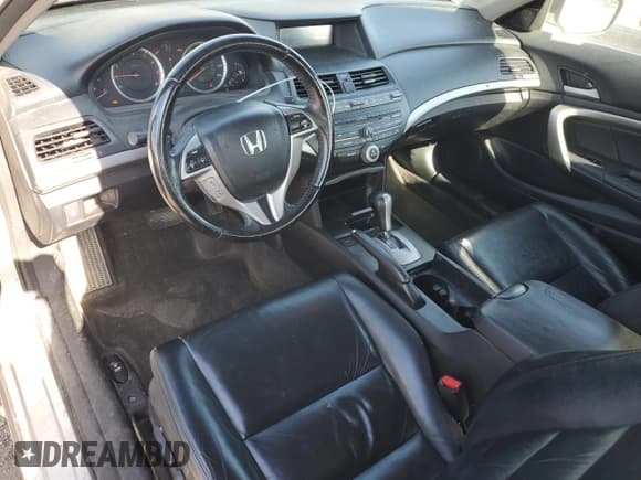 ✅ 2011 Honda Accord EX-L • VIN: 1HGCS2B8XBA003881 • Lot: 81840635. Wystawiony na Copart z przebiegiem 237 086 mil. Bezpłatny archiwum sprzedaży aukcyjnych z USA i szczegółowy raport historii pojazdu na DreamBid. Zdjęcie 8.