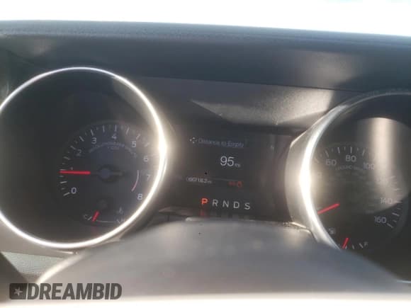 ✅ 2018 Ford Mustang EcoBoost Premium • VIN: 1FATP8UH5J5132916 • Lot: 90892995. Listed on Copart with 66,718 mi. Free auction sales archive from the USA and detailed vehicle history report at DreamBid. Image 9.