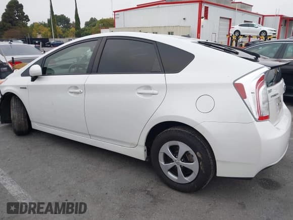 ✅ 2014 Toyota Prius Four • VIN: JTDKN3DU5E1785674 • Lot: 42955921. Wystawiony na IAAI z przebiegiem 99 674 mil. Bezpłatny archiwum sprzedaży aukcyjnych z USA i szczegółowy raport historii pojazdu na DreamBid. Zdjęcie 14.