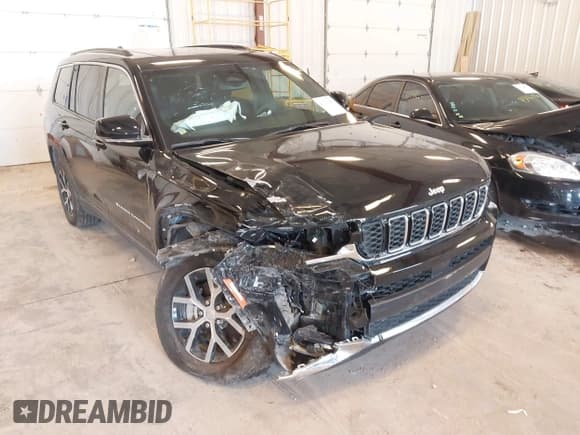 ✅ 2024 Jeep Grand Cherokee Limited • VIN: 1C4RJKBG8R8597049 • Лот: 43113425. Опубликован ранее на IAAI с пробегом 11 876 миль. Бесплатный доступ к архиву аукционных продаж из США и подробный отчёт об истории автомобиля на DreamBid. Изображение 6.