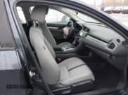 ✅ 2017 Honda Civic LX • VIN: 2HGFC2F57HH542429 • Lot: 43711553. Wystawiony na IAAI z przebiegiem 80 981 mil. Bezpłatny archiwum sprzedaży aukcyjnych z USA i szczegółowy raport historii pojazdu na DreamBid. Zdjęcie 17.