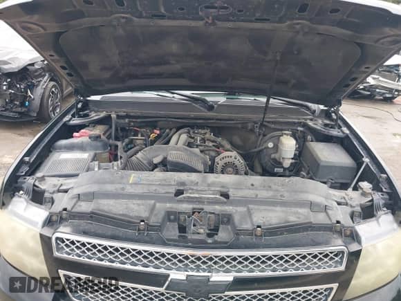 2008 Chevrolet Tahoe LTZ с VIN 1GNFK13038R176495, выставлен на аукционе IAAI как лот 42831935 с пробегом 195 782 миль миль и . История ставок и продаж доступна на DreamBid. Изображение 10.