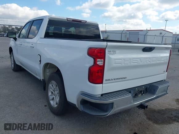 ✅ 2019 Chevrolet Silverado 1500 LT • VIN: 1GCPWCEK5KZ324570 • Lot: 43688495. Wystawiony na IAAI z przebiegiem 131 098 mil. Bezpłatny archiwum sprzedaży aukcyjnych z USA i szczegółowy raport historii pojazdu na DreamBid. Zdjęcie 3.