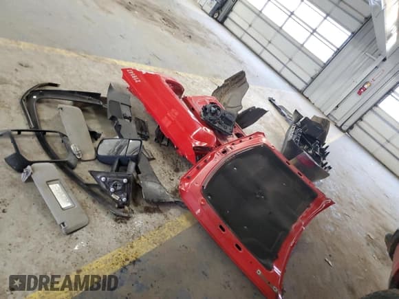 ✅ 2015 Chevrolet Silverado 2500HD Work Truck • VIN: 1GC0CUEG7FZ500942 • Lot: 47104335. Wystawiony na Copart z przebiegiem 204 850 mil. Bezpłatny archiwum sprzedaży aukcyjnych z USA i szczegółowy raport historii pojazdu na DreamBid. Zdjęcie 12.