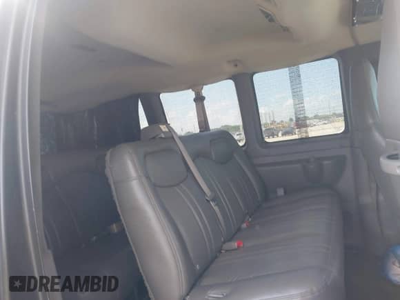 2007 Chevrolet City Express Cargo с VIN 1GAGG25U271167295, выставлен на аукционе IAAI как лот 42448018 с пробегом 216 373 миль миль и . История ставок и продаж доступна на DreamBid. Изображение 8.