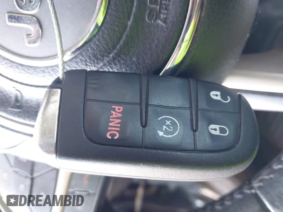 ✅ 2016 Jeep Renegade Latitude • VIN: ZACCJABT2GPE12576 • Lot: 42592614. Listed on IAAI with 151,838 mi. Free auction sales archive from the USA and detailed vehicle history report at DreamBid. Image 11.