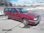✅ 1997 Volvo V70 GLT • VIN: YV1LW5647V2283618 • Лот: 41715149. Опубликован ранее на IAAI с пробегом 209 307 миль. Бесплатный доступ к архиву аукционных продаж из США и подробный отчёт об истории автомобиля на DreamBid. Изображение 1.