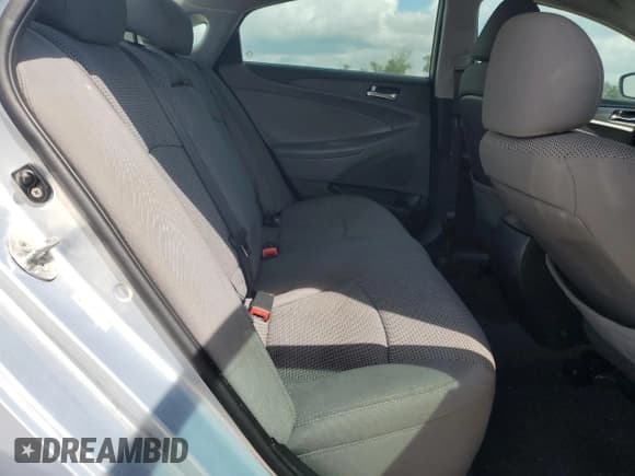 ✅ 2011 Hyundai Sonata GLS • VIN: 5NPEB4AC0BH121326 • Lot: 73179294. Listed on Copart with 153,451 mi. Free auction sales archive from the USA and detailed vehicle history report at DreamBid. Image 10.