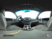 ✅ 2011 Toyota Highlander • VIN: 5TDZK3EH1BS042923 • Lot: 42284239. Listed on IAAI with 165,827 mi. Free auction sales archive from the USA and detailed vehicle history report at DreamBid. Image 18.