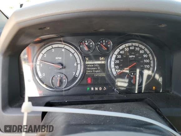 ✅ 2012 Ram 1500 Outdoorsman • VIN: 1C6RD7GP3CS136565 • Лот: 72032735. Опубликован ранее на Copart с пробегом 247 223 миль. Бесплатный доступ к архиву аукционных продаж из США и подробный отчёт об истории автомобиля на DreamBid. Изображение 9.