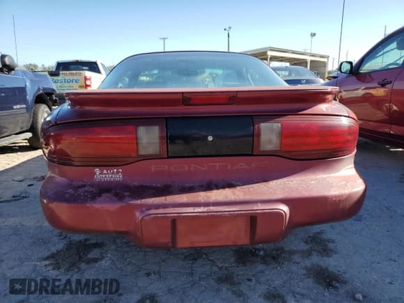 ✅ 1995 Pontiac Firebird Firebird • VIN: 2G2FS22S3S2240907 • Lot: 77215444. Listed on Copart with 111,636 mi. Free auction sales archive from the USA and detailed vehicle history report at DreamBid. Image 6.