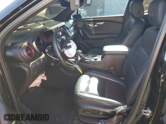 2020 Chevrolet Blazer RS z VIN 3GNKBERS7LS603486, wystawiony jako Copart lot #65821535 z przebiegiem 99 223 mil mil oraz Szkoda całkowita • Salvage title. Historia ofert i sprzedaży dostępna na DreamBid. Obrazek 7.