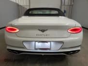 ✅ 2023 Bentley Continental GT GT V8 • VIN: SCBDG4ZG8PC010906 • Lot: 77334574. Wystawiony na Copart z przebiegiem 348 mil. Bezpłatny archiwum sprzedaży aukcyjnych z USA i szczegółowy raport historii pojazdu na DreamBid. Zdjęcie 6.